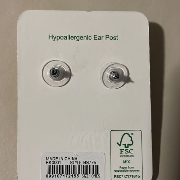 ❤️NWT J. Crew Crystal Earrings in Black & Silver Finish - Picture 4 of 5